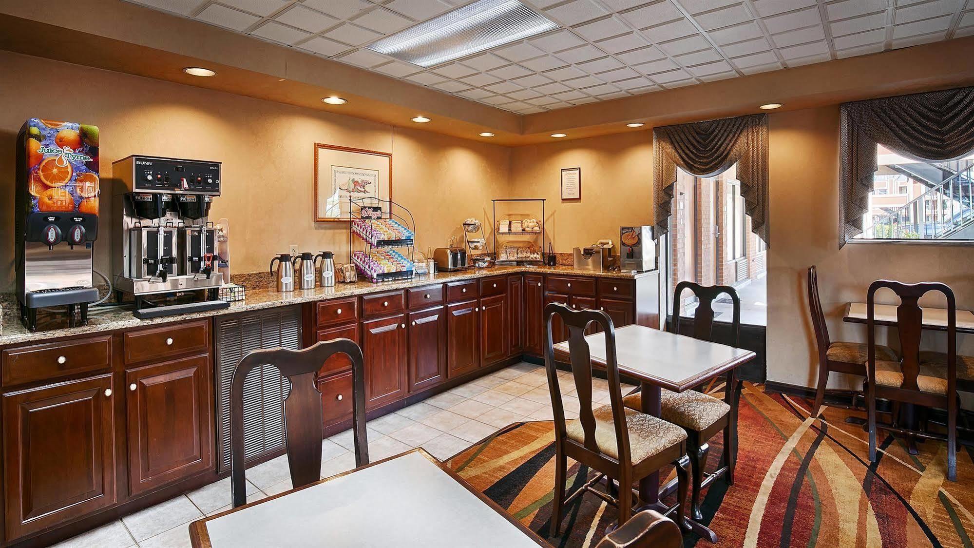 Best Western Thunderbird Motel Cookeville Buitenkant foto